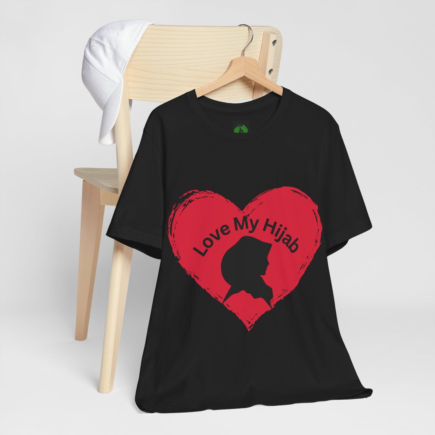 Love My Hijab Unisex Tee - Heart Design, Perfect for Everyday Wear Islamic Women Clothing